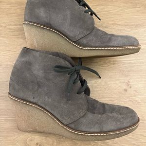 Size 9 J.Crew MacAlister gray suede wedge bootie